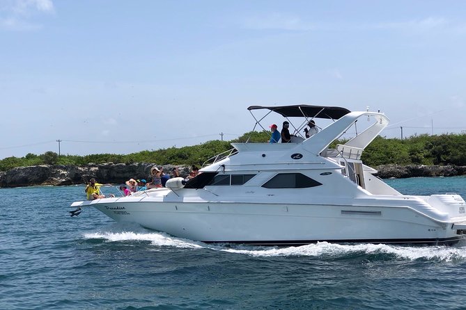 Private SeaRay 47ft Yacht Rental Cancun 23P6 - What the $260 price really means