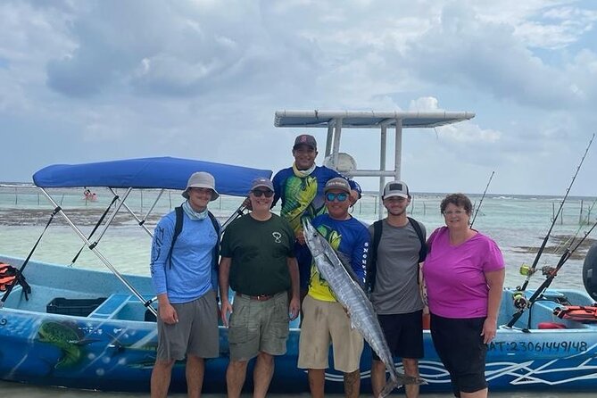 Private sport fishing in costa maya, mahahual 4 hrs - A small boat, not a deep-sea cruiser