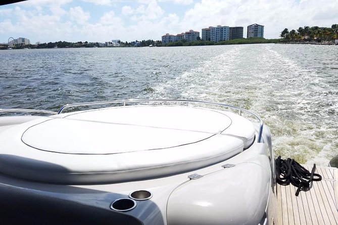 Private SUNSEEKER 60 Yacht Experience for up to 20 Guests - What Comes With the Boat