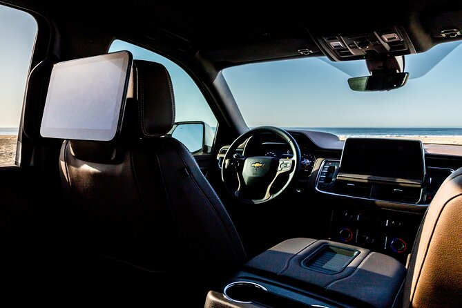 Private SUV Round-Trip from Airport to Hotels in Puerto Los Cabos - Meeting umbrella #5 without confusion