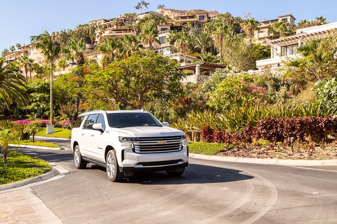 Private SUV Round-Trip from Airport to Hotels in the Corridor - A private arrival instead of a shared shuttle