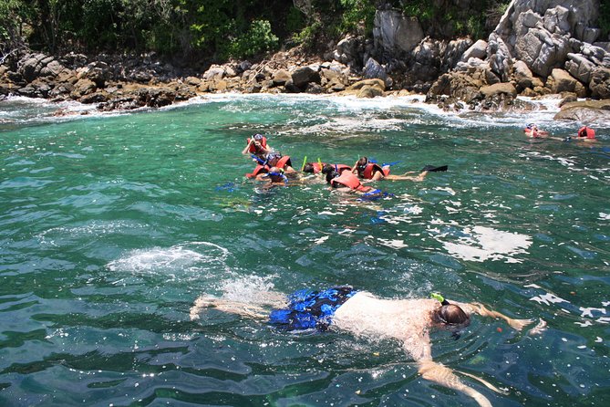 Private Tour Seven Bays, Huatulco HT - Snorkeling at La Entrega and Other Bays