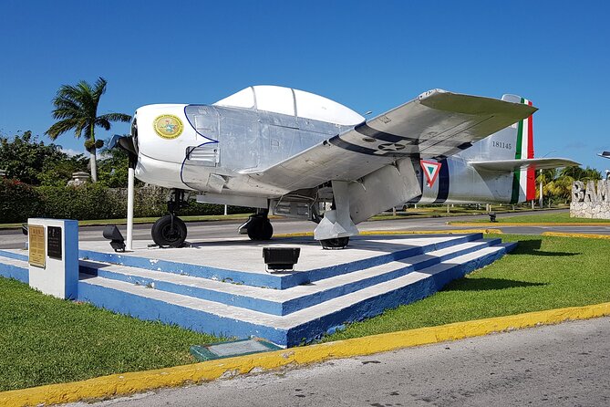 Private Transfer between Cozumel Airport or Ferry, and Hotels - A direct ride from Cozumel Airport to your hotel