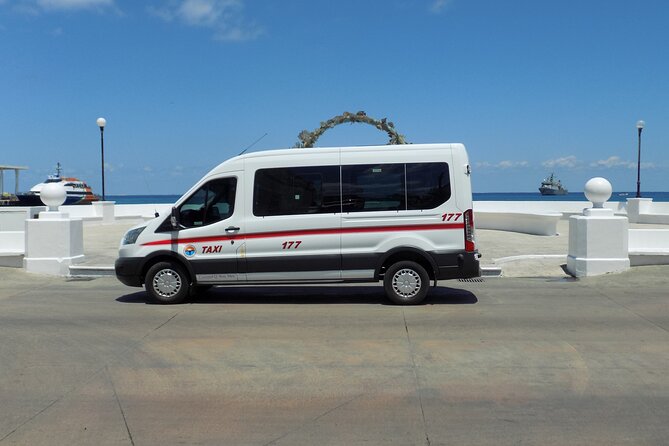 Private Transfer between Cozumel Airport or Ferry, and Hotels - What the airport pickup is really like