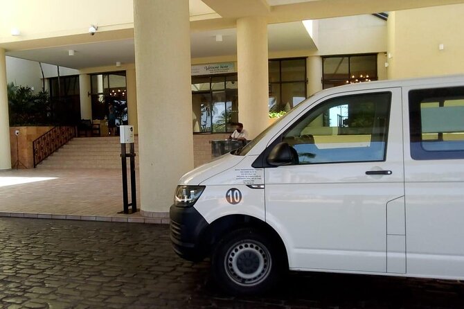 Private transportation from CUN Airport to Cancun Hotel Zone - What the 15 to 40 minute ride is like