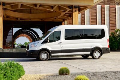 Private VAN Round-Trip from Airport to Hotel in San José del Cabo
