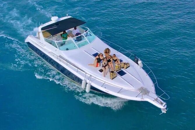 Private Yacht 46ft Sea Ray Snorkel up to 15 pax 23P2 - Choosing the right length for your Cancun yacht day