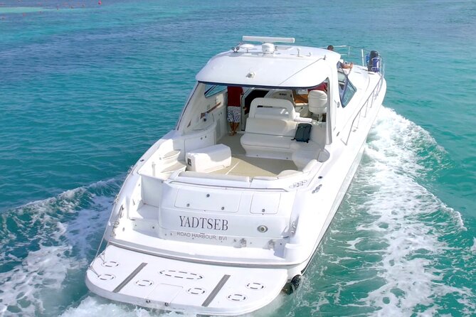 Private Yacht SEARAY SUNDANCER 60ft up to 20 pax 23P1 - The crew, food, and onboard service