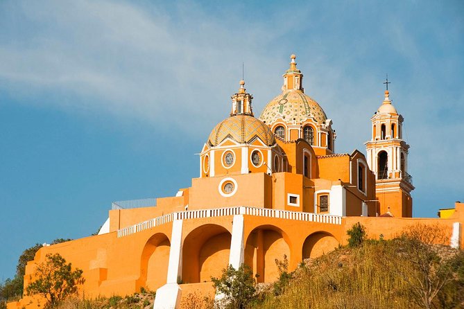 Puebla, Cholula & Tonantzintla Day Trip with Optional Lunch - Santa María Tonantzintla and its startling interior