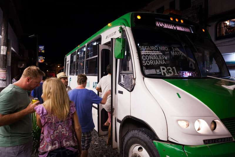 Puerto Vallarta: Evening Taco Adventure Tour - Why the small group makes a difference