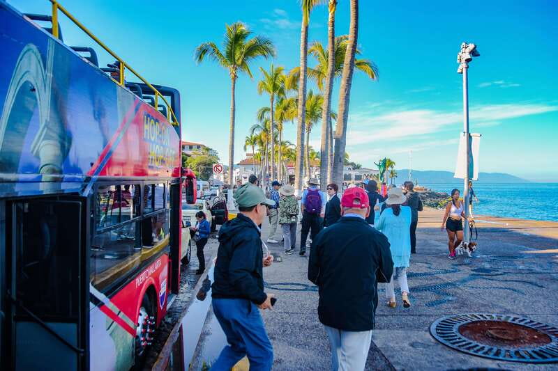 Puerto Vallarta: Hop-On-Hop-Off City Bus Tour - Los Arcos, beaches, and Mismaloya