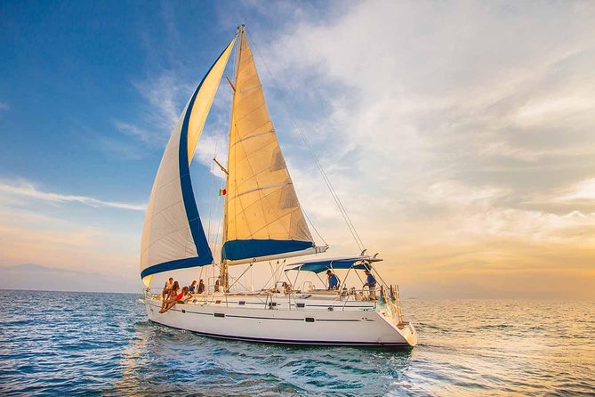 Puerto Vallarta, Luxury Sunset Sailing - Who should book this sailing?