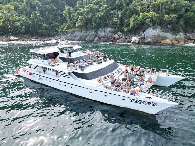 Puerto Vallarta: Yelapa Mega Yacht Cruise - The first water stop: snorkel, kayak, paddleboard, or float