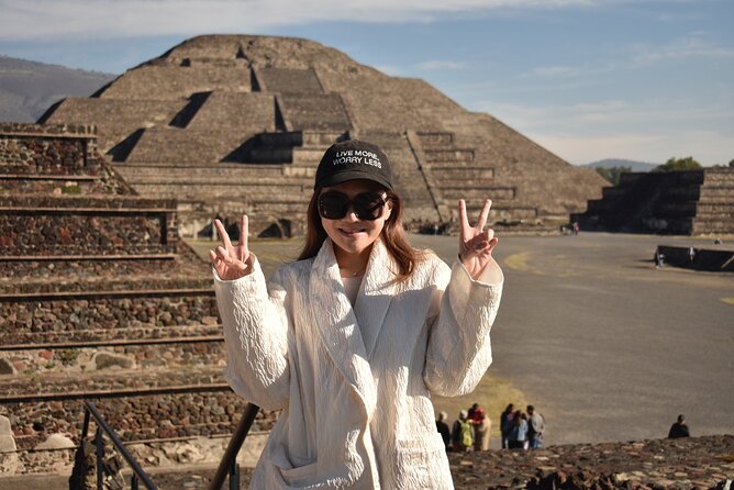 Pyramids of Teotihuacan and restaurant la Gruta (Original) - La Gruta: beautiful cave, uneven meal