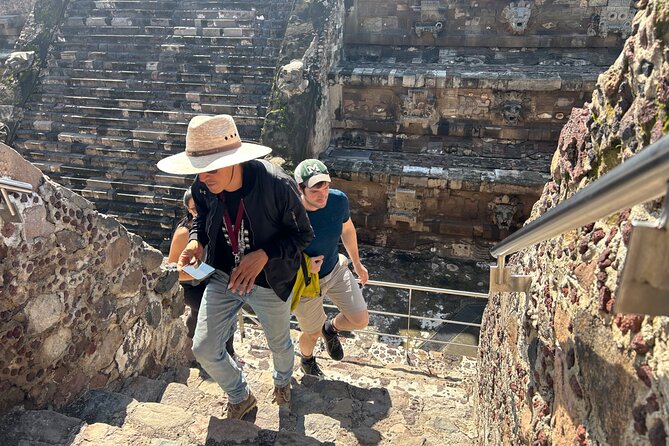 Pyramids of Teotihuacan and restaurant la Gruta (Original) - Who should book this day trip