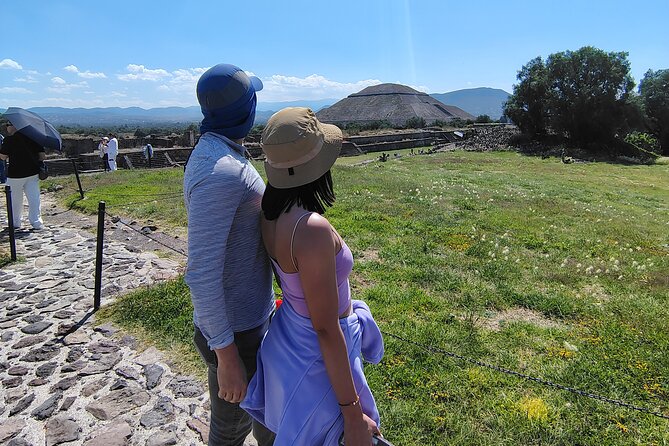 Pyramids of Teotihuacan without traps for tourists morning or afternoon - Transport, pickup, and group size