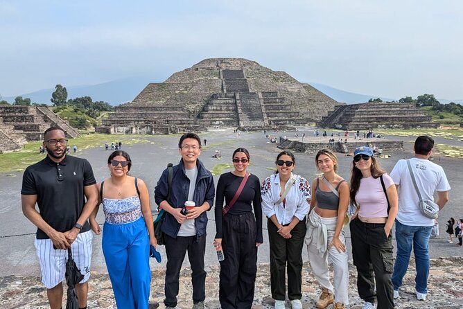 Pyramids of Teotihuacan without traps for tourists morning or afternoon - Entering the Temple of Quetzalcoatl