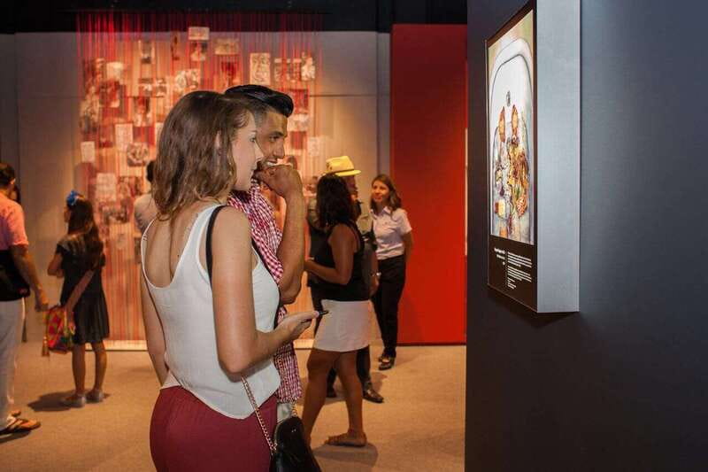 Riviera Maya: Frida Kahlo Museum Guided Tour 2025 - The audiovisual presentation and the museum setting