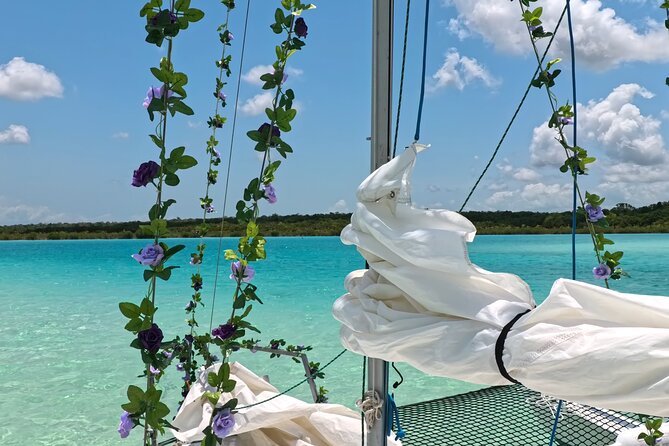 Sail 4hr in the most SECRET Spot of Bacalar and Beach Club. - A quieter side of Bacalar Lagoon