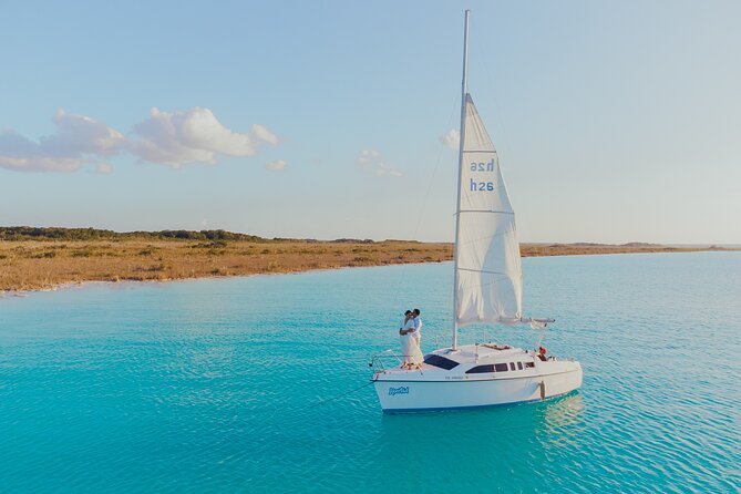 Sailboat tour across the seven colors lagoon in Bacalar - Black Cenote or Witch Cenote