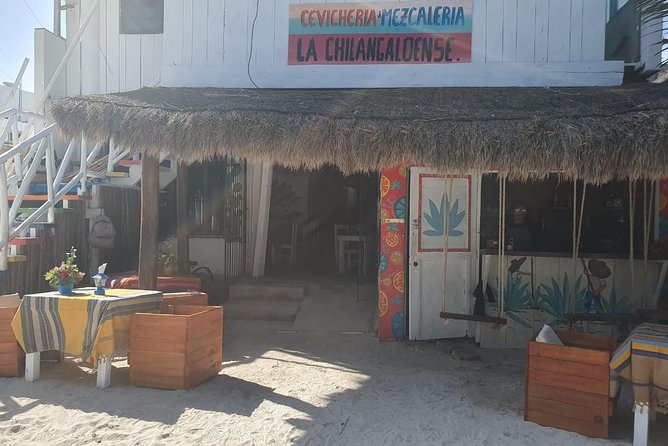 Salsa & Salsa cooking lessons + Beach day - The salsa dance lesson needs a clear warning