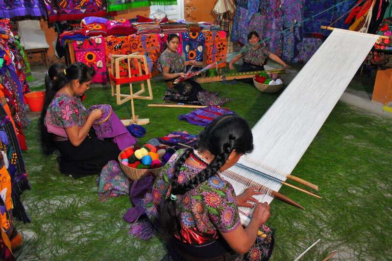 San Cristobal: Zinacantan and San Juan Chamula Tour - Booking details that matter
