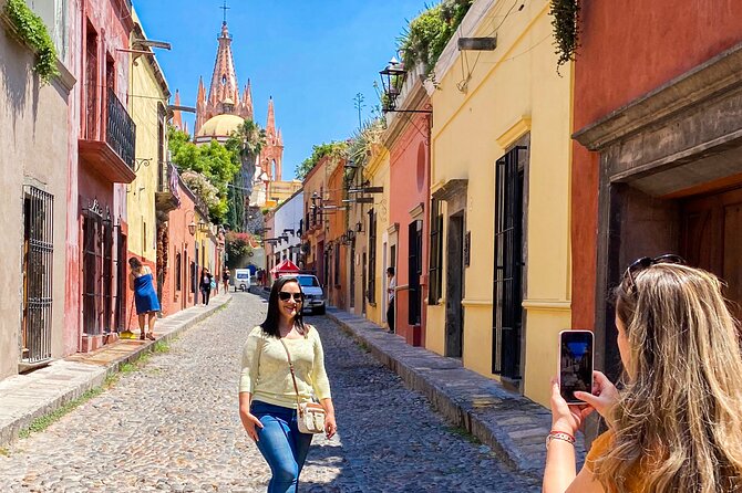 San Miguel de Allende Tour from Mexico City - Arriving above the city at El Mirador