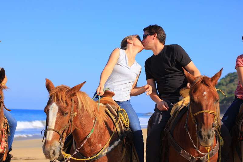 Sayulita: Horseback Riding Tour - What to wear and what to leave behind