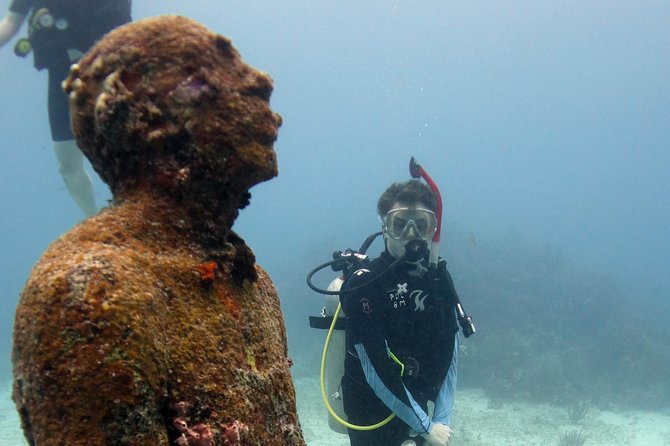 Scuba diving at MUSA the underwater museum for certified divers - Manchones Reef and the second tank