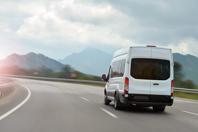 Shared Transportation From Cancun Airport to Puerto Morelos - Inside the air-conditioned minivan