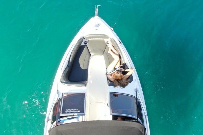 Small boat rental in cabo - Yamaha 28ft. - The ride to El Arco and Land’s End