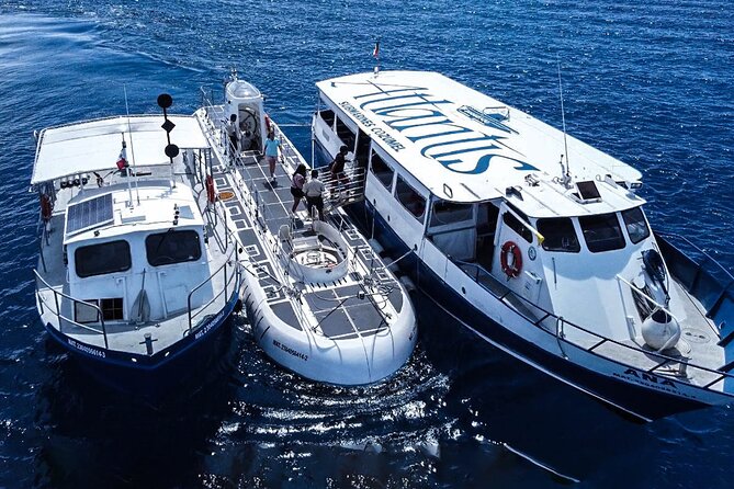 Submarine Atlantis Cozumel Adventure by Day & Sunset - Boarding Atlantis XII safely