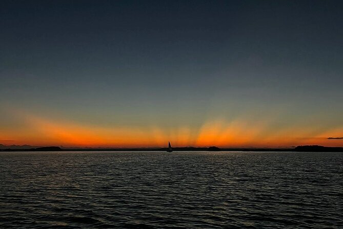 Sunrise on Paddleboard with breakfast in the lagoon of 7 colors - Why sunrise is the right time for Bacalar Lagoon