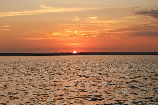 Sunrise on Paddleboard with breakfast in the lagoon of 7 colors - What the $30 price really covers
