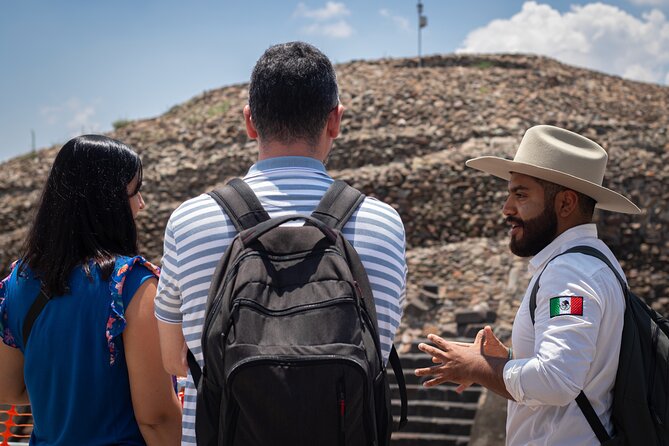 Teotihuacán 3 Pyramids Tour with Cave Breakfast + Transportation - The artisan stop: obsidian, agave, and a little shopping