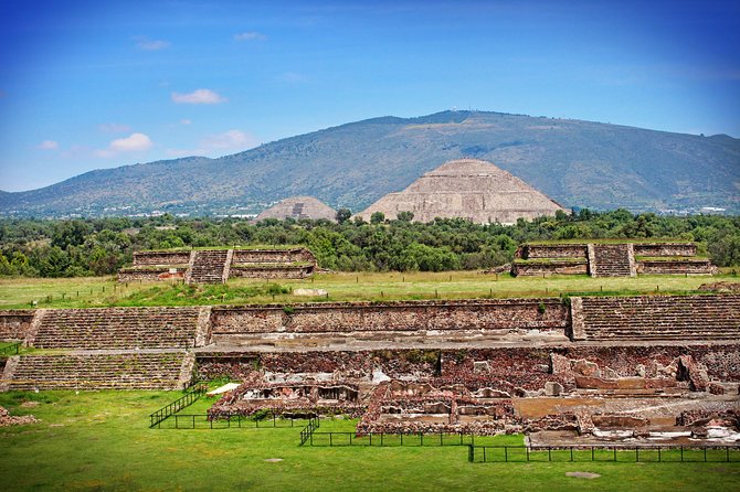 Teotihuacan & Basilica Guadalupe Tour with lunch - Guides make the biggest difference