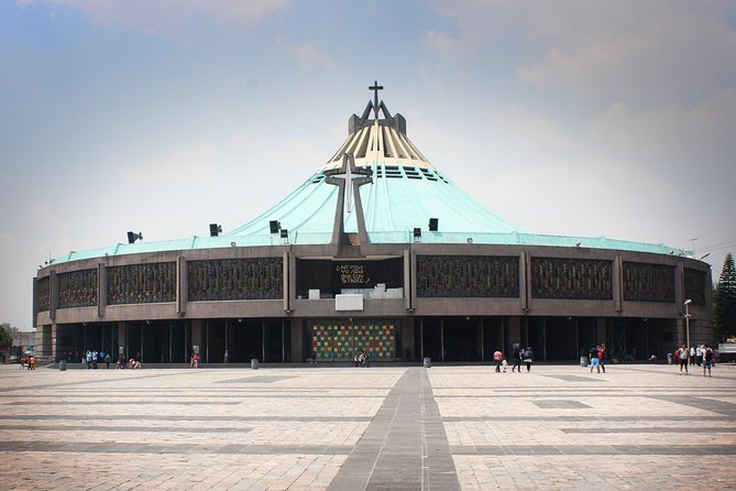Teotihuacan & Basilica Guadalupe Tour with lunch - Guadalupe Basilica: faith, spectacle, and Juan Diego’s image