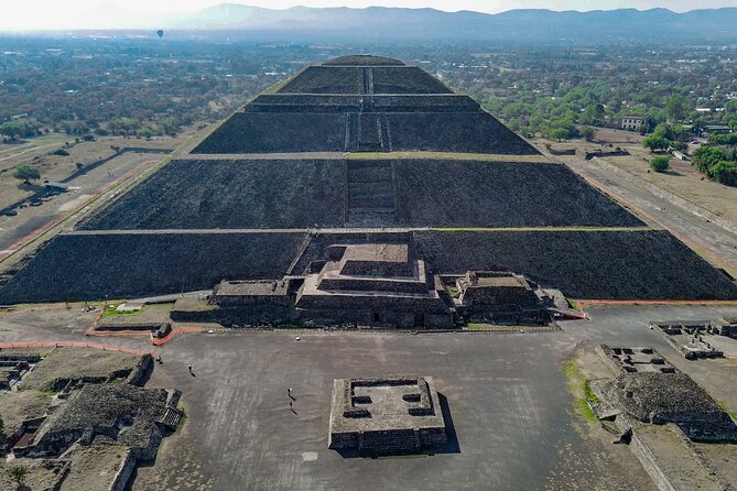 Teotihuacan Early Access Guided Tour with optional Lunch - The Temple, murals, and what a guide adds