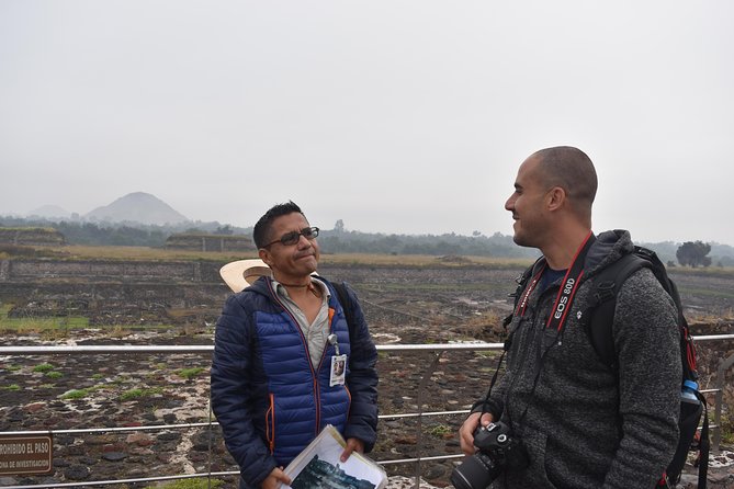 Teotihuacan Early Morning Tour: Avoid Crowds, & Expert Guide - Lunch, caves, and the touristic side of the day