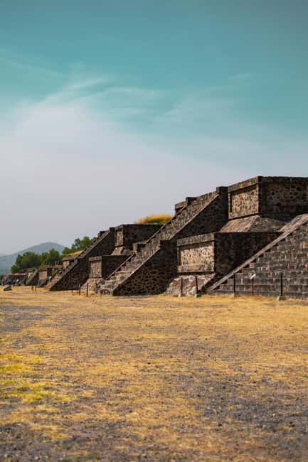 Teotihuacan from Mexico City with early access - Walking the Avenue of the Dead