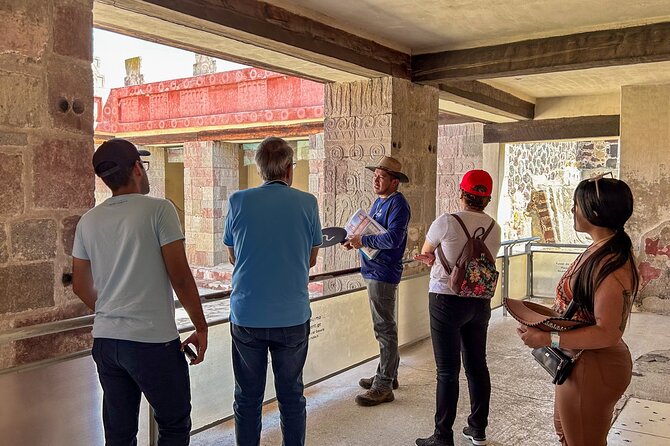 Teotihuacan, Guadalupe Shrine & Tlatelolco Day Tour with Lunch - Guides, buses, and the real pace of the day