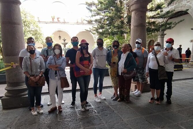 Teotihuacan & Guadalupe Shrine + Xochimilco, Coyoacán & Frida Kahlo Combo Tour - Shopping stops and meals need a clear-eyed look