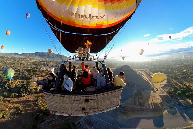 Teotihuacan Hot Air Balloon Flight from Mexico City / Volare - Why Teotihuacan Looks Best From a Balloon