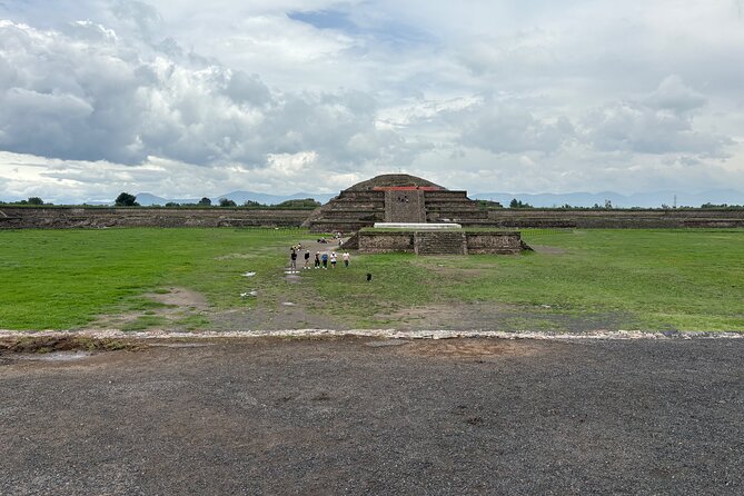 Teotihuacan Pyramids VIP Tour without Commercial Stops - Who should book this experience
