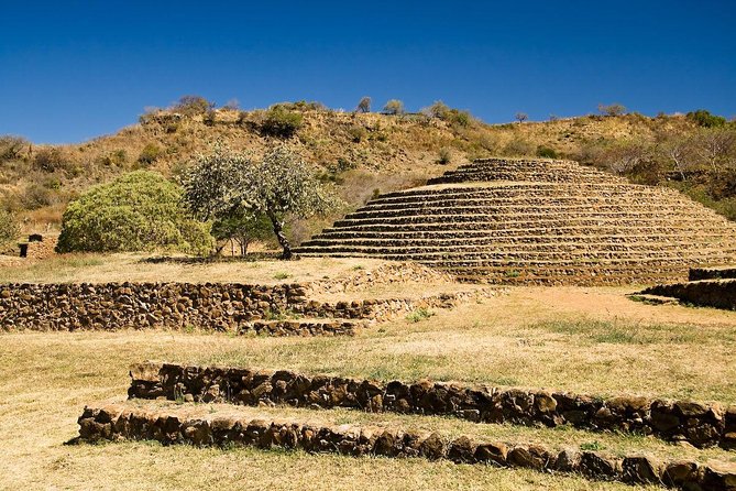The Fire TOUR - Pyramids, Volcanoes, Agaves & Tequila - Why Guachimontones is the right first stop