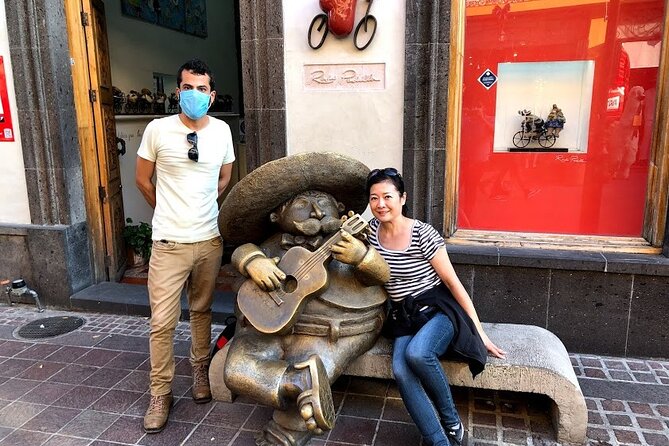 Tlaquepaque and Tonala Private Full-Day Tour - The Bernabé family and the fine art of barro petatillo