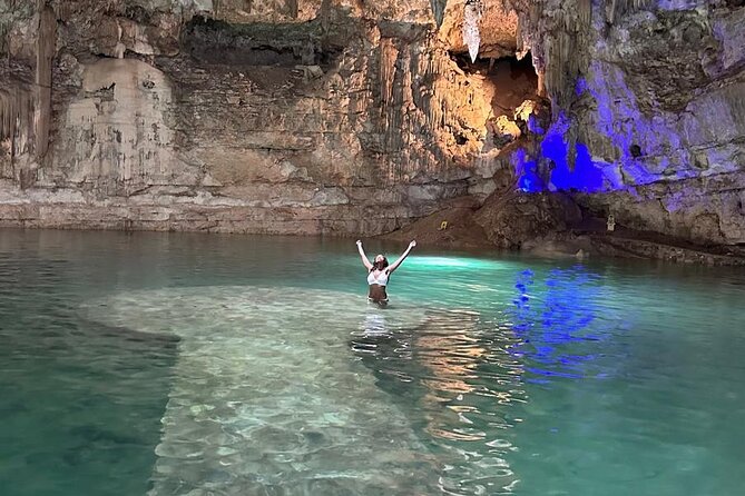 Tour Chichen Itza 2 Cenotes Suytun and Ik-kil - Four major sights from Cancun in one day