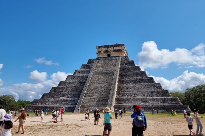 Tour de Dia a Chichén Cenote Ik Kil Cenote Suytun y Valladolid - The early pickup and the first hours on the road