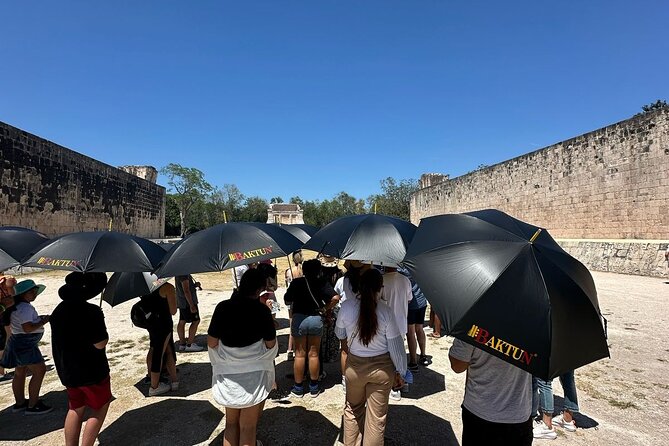 Tour to Chichen Itza-Tickets, food and cenote - A short stop in Valladolid