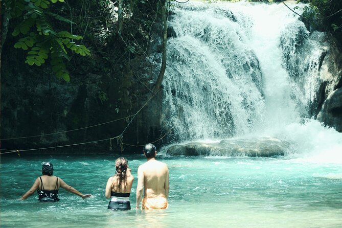 Tour to Copalitilla Magical Waterfalls from Huatulco with admission included - Coffee, mezcal, and the local product stop